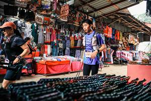 BIB: 
                            <button type="button" onclick="openModal(25580901)" class="btn btn-primary btn-sm float-right btn-popup" data-toggle="modal" data-target=".modal-high-quality">
                        <i class="fas fa-shopping-cart"></i> Add to Cart
                    </button>
                                            <button type="button" onclick="isThisMe(25580901, true)" class="btn btn-success btn-sm float-right btn-popup btn-isme hidden" data-toggle="tooltip" data-placement="bottom" title="นี่คือรูปของคุณใช่ไหม คลิกที่นี่เพื่อเอาเข้าอัลบั้ม">
                        <i class="fas fa-plus"></i> Add to album
                    </button>
                    <button type="button" onclick="isThisMe(25580901, false)" class="btn btn-warning btn-sm float-right btn-popup btn-isnotme hidden">
                        <i class="fas fa-ban"></i> Remove from album
                    </button>